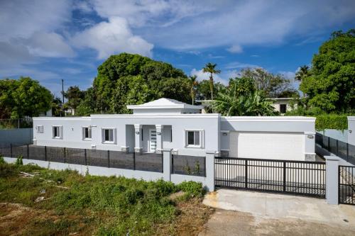Classic, elegant Mangilao home!